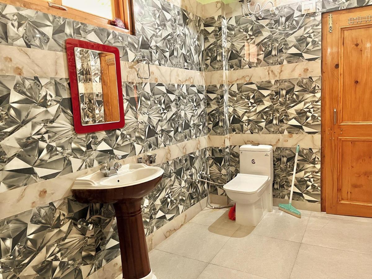 Hotel Anupam By Mid Orchard, كاسول المظهر الخارجي الصورة