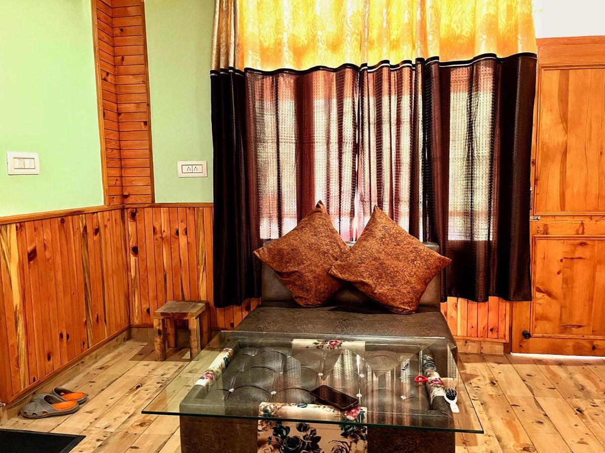Hotel Anupam By Mid Orchard, كاسول المظهر الخارجي الصورة