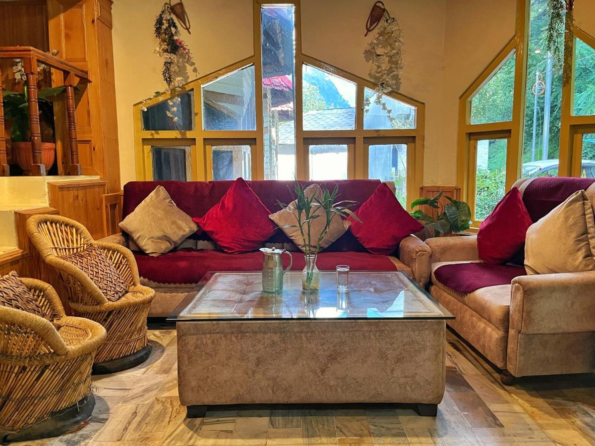 Hotel Anupam By Mid Orchard, كاسول المظهر الخارجي الصورة