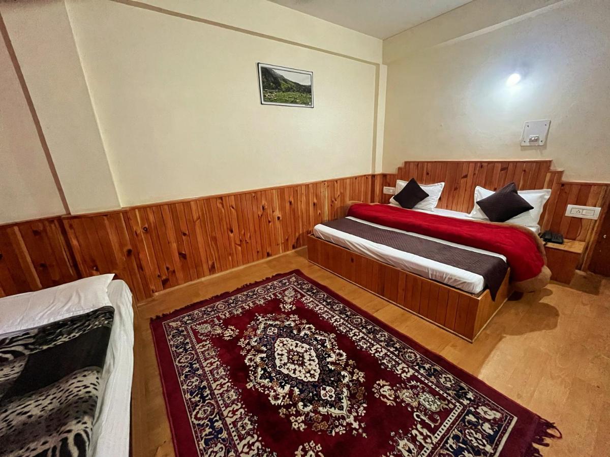Hotel Anupam By Mid Orchard, كاسول المظهر الخارجي الصورة